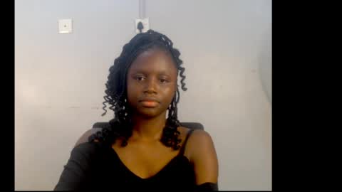 sophie online show from 05-18-26, 06:41