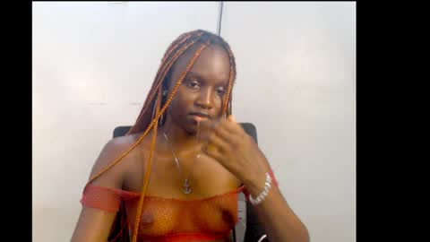 sophie online show from 06-29-26, 10:48