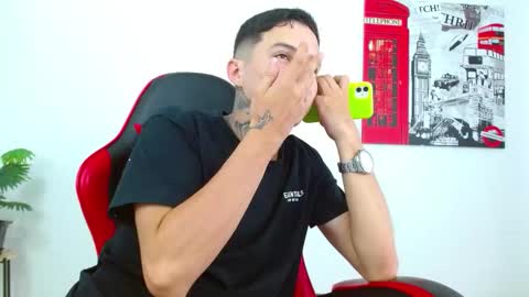 cumandres online show from 02-18-26, 03:19