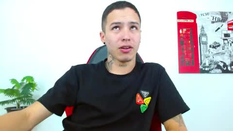 cumandres online show from 05-08-26, 02:33