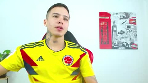 cumandres online show from 06-17-26, 03:35