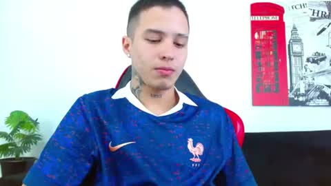 cumandres online show from 06-26-26, 03:49