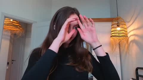 fansly -  lilyband online show from 12-18-25, 07:47