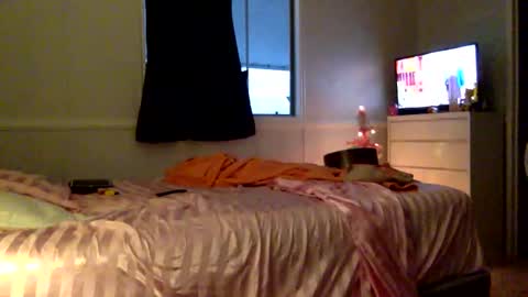 Snapshot of cumdumpslutgirl chatting on 12-25-24, 12:37 CumDumpSlut online show from 12-25-24, 12:37