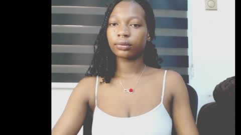 cumebony_petit online show from 05-11-26, 06:08
