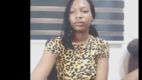 cumebony_petit online show from 05-16-26, 02:16