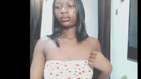 cumebony_petit online show from 06-23-26, 06:22