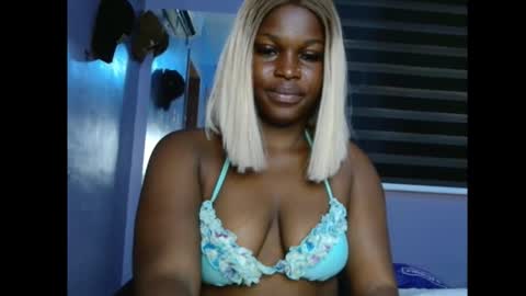 Lizzy online show from 01-17-26, 07:13