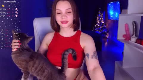 Snapshot of cumeveline chatting on 12-27-24, 02:22 Eva online show from 12-27-24, 02:22