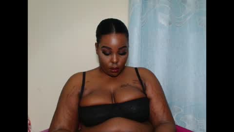 Snapshot of cumfordaddy111 chatting on 07-23-26, 12:02 Sweet mona online show from 07-23-26, 12:02