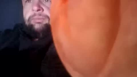 kiwi bloke online show from 10-28-25, 02:31