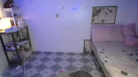 Snapshot of cummers334 chatting on 07-09-26, 03:49 cummers334 online show from 07-09-26, 03:49