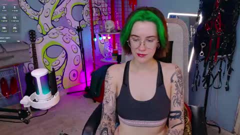 CUMpotikEve online show from 05-02-26, 05:34