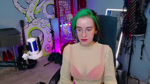 CUMpotikEve online show from 05-12-26, 03:36