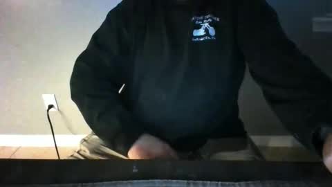 Snapshot of cumsalot55797187 chatting on 12-23-24, 01:18 cumsalot55797187 online show from 12-23-24, 01:18