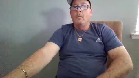 Snapshot of cumsalot55797187 chatting on 12-27-24, 06:20 cumsalot55797187 online show from 12-27-24, 06:20