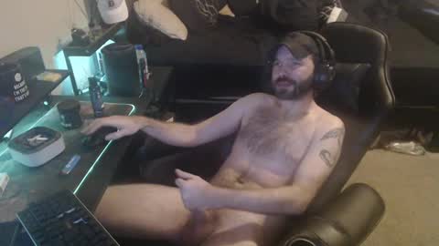Snapshot of cumslinger2003 chatting on 12-14-24, 02:31 cumslinger2003 online show from 12-14-24, 02:31