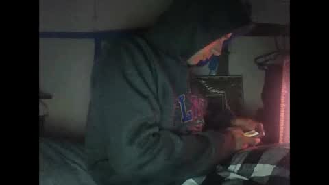 Snapshot of cumslutboi27 chatting on 01-17-25, 10:33 cumslutboi27 online show from 01-17-25, 10:33