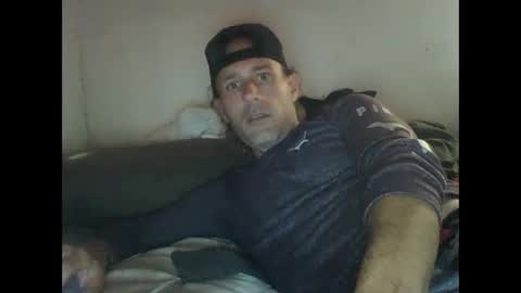 Snapshot of cumslutboi27 chatting on 01-18-25, 03:27 cumslutboi27 online show from 01-18-25, 03:27