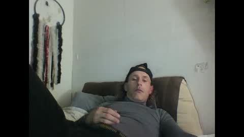 Snapshot of cumslutboi27 chatting on 01-22-25, 04:23 cumslutboi27 online show from 01-22-25, 04:23