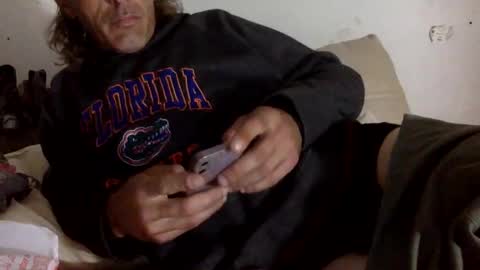 Snapshot of cumslutboi27 chatting on 03-08-25, 04:06 cumslutboi27 online show from 03-08-25, 04:06