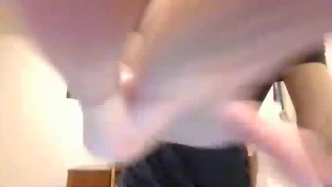 Snapshot of cumsterbator chatting on 11-17-25, 01:22 cumsterbator online show from 11-17-25, 01:22