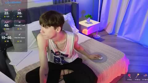 cumte_boy online show from 11-24-25, 03:39