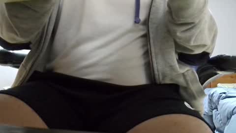 Snapshot of cumtribute4ubitch chatting on 10-31-25, 01:06 cumtribute4ubitch online show from 10-31-25, 01:06