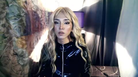 Brie online show from 03-06-25, 09:03