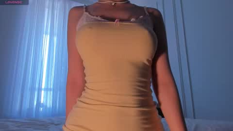 Diana           face in private  online show from 02-19-26, 09:16