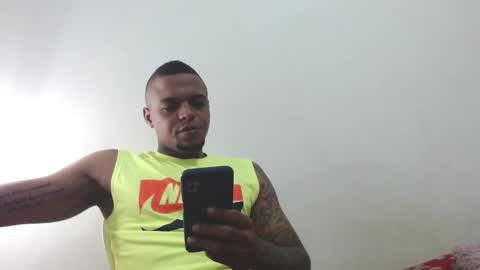 dominic and julieta... independent models online show from 12-05-24, 10:23