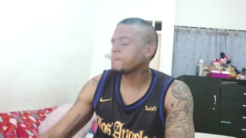 dominic and julieta... independent models online show from 12-09-24, 10:54