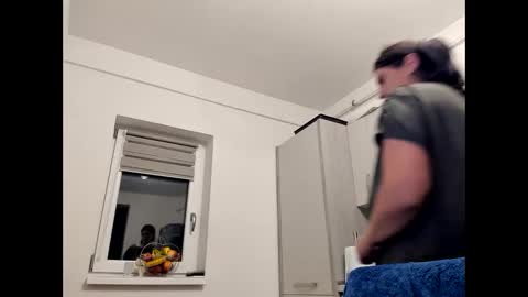 Snapshot of cuplu29 chatting on 10-09-25, 09:02 maria alex online show from 10-09-25, 09:02