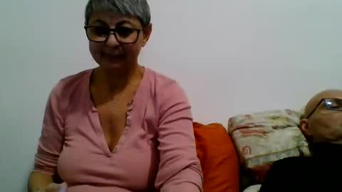 couple online show from 12-18-24, 06:03