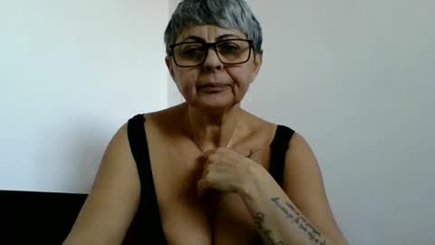 couple online show from 01-07-25, 01:14