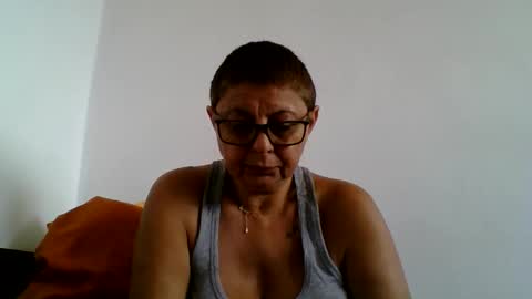 couple online show from 09-18-25, 09:55
