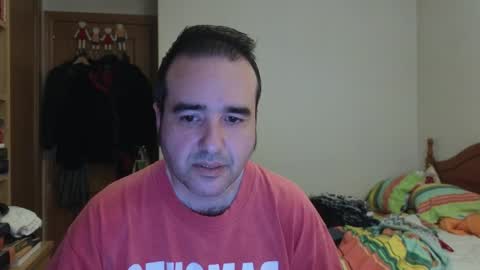 curiosillo1983 online show from 05-02-26, 10:53