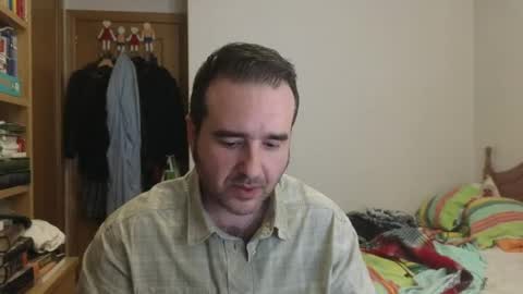 curiosillo1983 online show from 05-05-26, 04:04