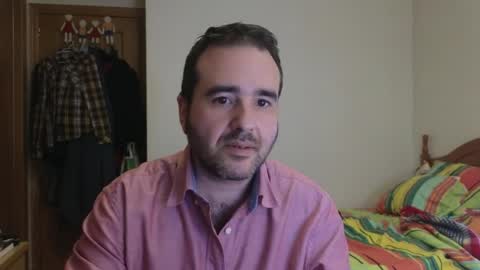 curiosillo1983 online show from 05-09-26, 04:12