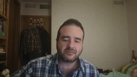 curiosillo1983 online show from 05-11-26, 06:38