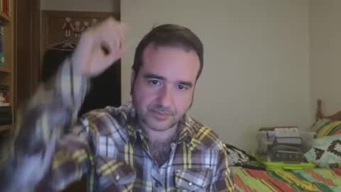 curiosillo1983 online show from 05-15-26, 06:37