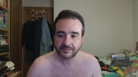curiosillo1983 online show from 05-25-26, 04:35