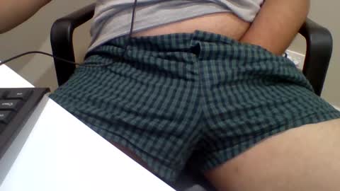 Snapshot of curious_aussie11 chatting on 12-26-24, 04:47 Carl online show from 12-26-24, 04:47
