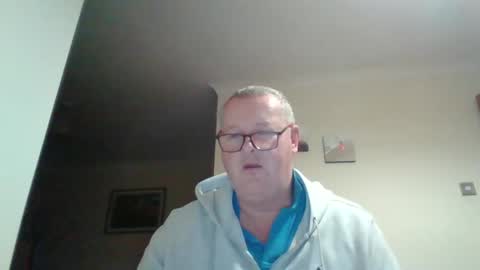 Snapshot of curiousax77 chatting on 12-29-24, 08:22 curiousax77 online show from 12-29-24, 08:22