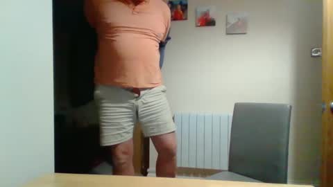Snapshot of curiousax77 chatting on 01-13-25, 04:30 curiousax77 online show from 01-13-25, 04:30
