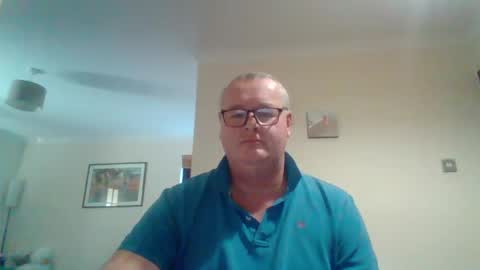 Snapshot of curiousax77 chatting on 02-06-25, 02:04 curiousax77 online show from 02-06-25, 02:04