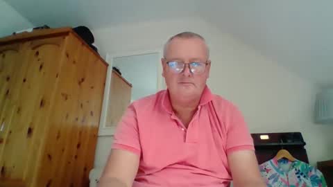 Snapshot of curiousax77 chatting on 09-16-25, 12:17 curiousax77 online show from 09-16-25, 12:17