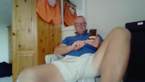 Snapshot of curiousax77 chatting on 10-07-25, 09:06 curiousax77 online show from 10-07-25, 09:06