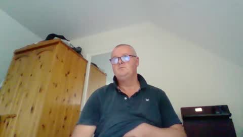 Snapshot of curiousax77 chatting on 10-14-25, 12:50 curiousax77 online show from 10-14-25, 12:50