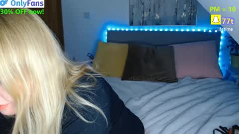 FREE Instagram dancingneighbour online show from 02-03-26, 04:54